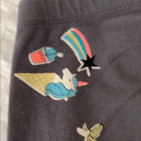 4-pr gray and print leggings - Picture 4 of 8